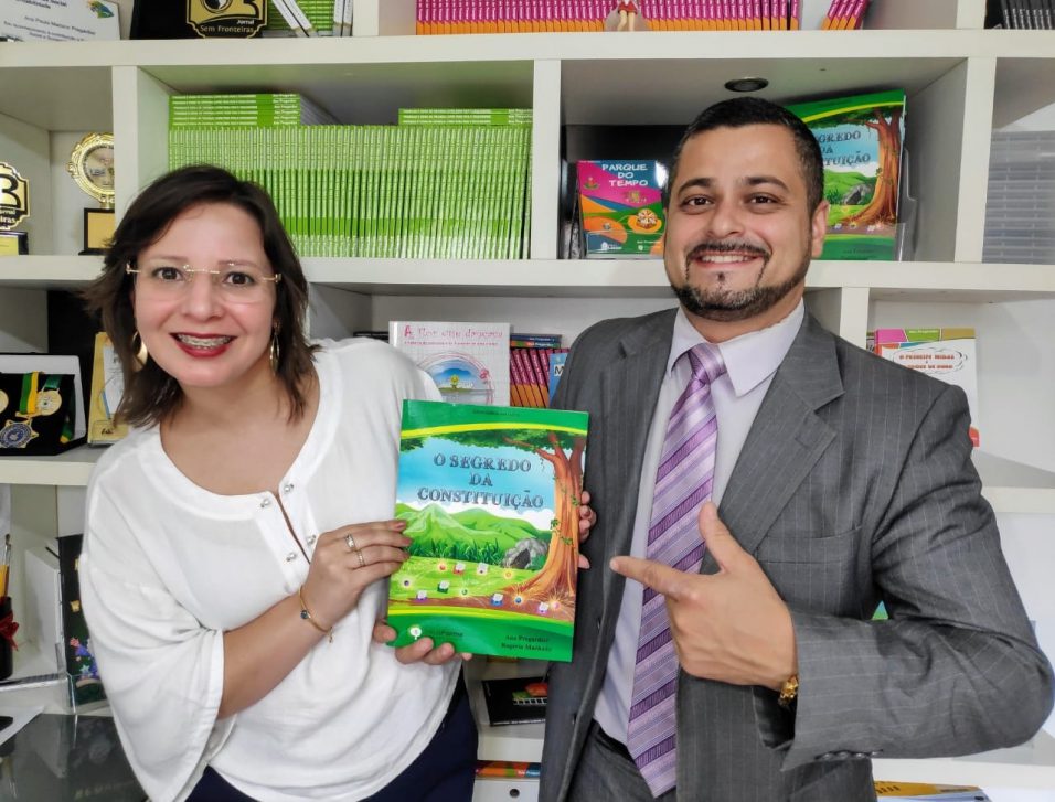 Ana Pregardier e Rogério Machado - Lançamento do livro O segredo da constituição